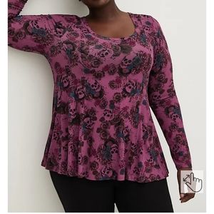 Torrid size 0 Fit and flare super soft purple skull top